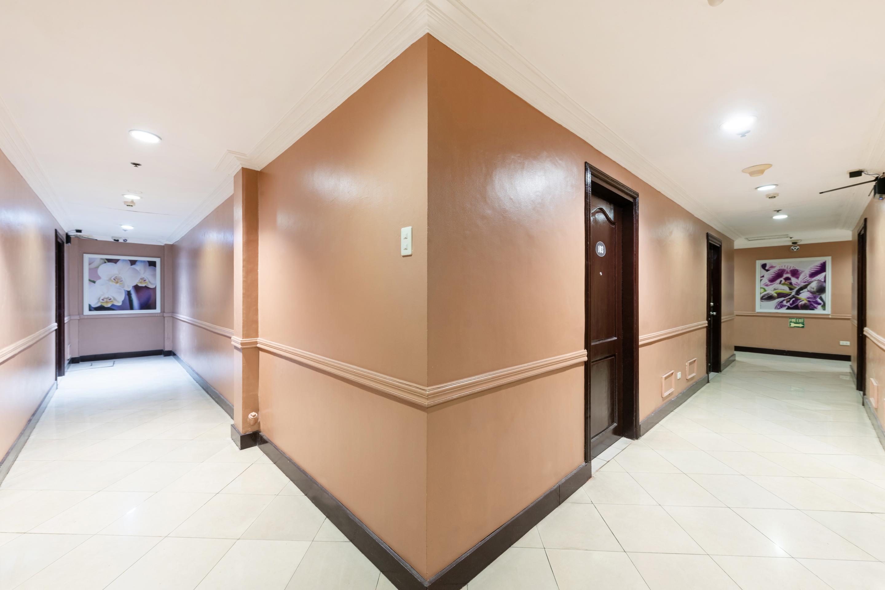 Hotel Oyo 115 Northridge Mansions Quezon City Esterno foto