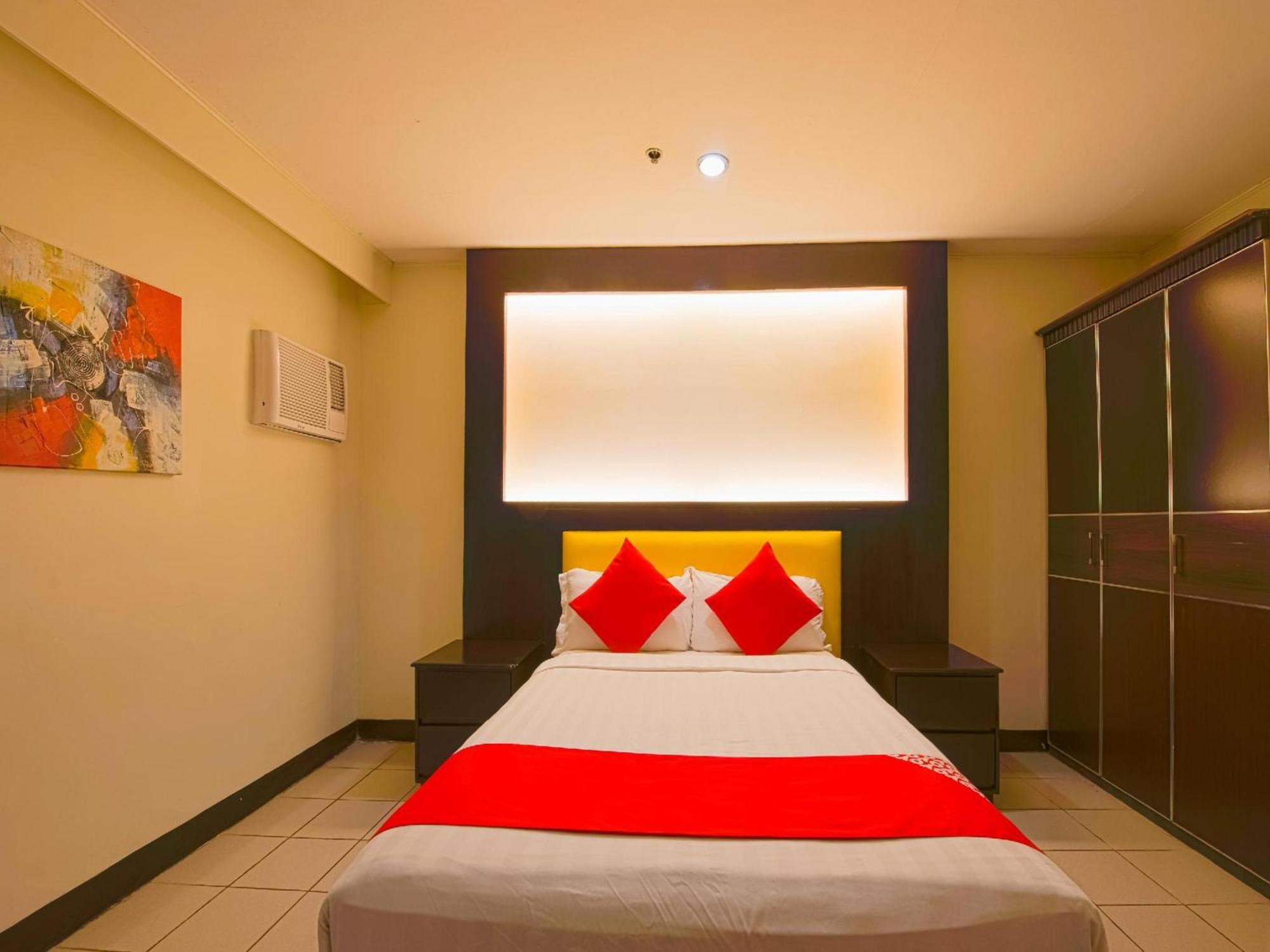Hotel Oyo 115 Northridge Mansions Quezon City Esterno foto