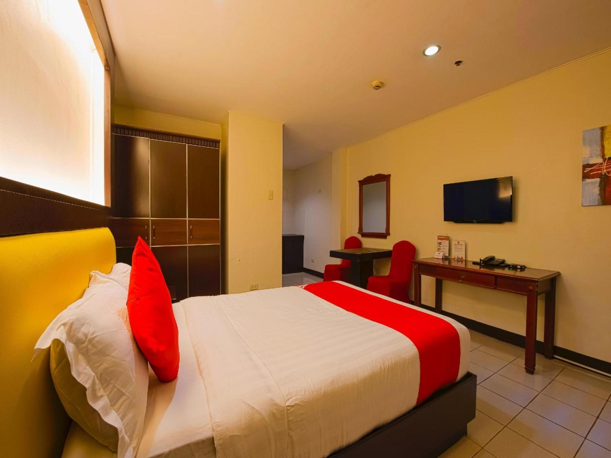 Hotel Oyo 115 Northridge Mansions Quezon City Esterno foto