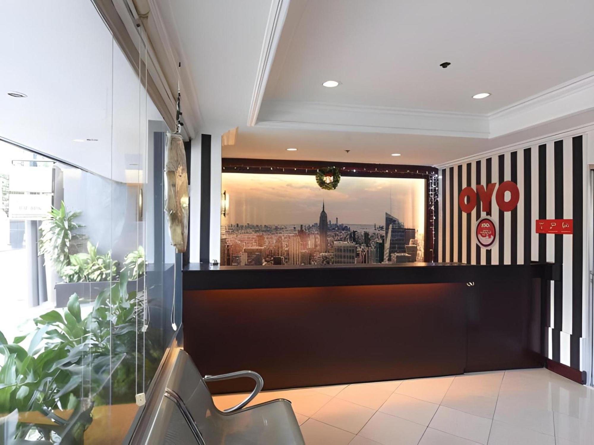 Hotel Oyo 115 Northridge Mansions Quezon City Esterno foto