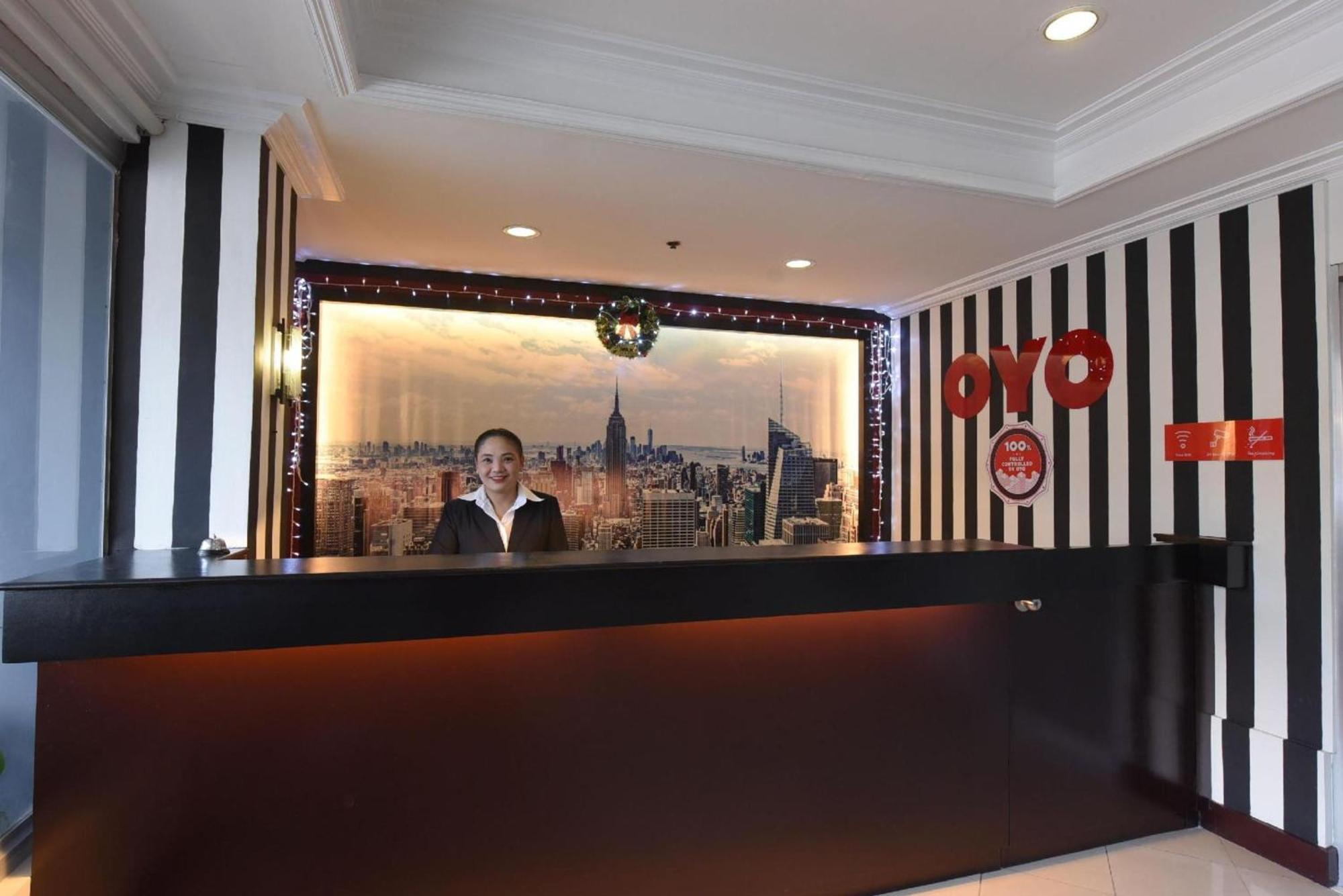 Hotel Oyo 115 Northridge Mansions Quezon City Esterno foto